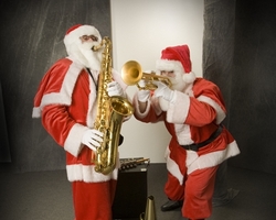 Straatmuzikanten Kerstmannen (duo) - TopActs.nl - 250-200