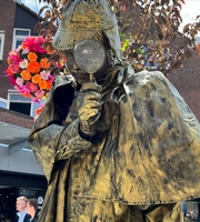 Sherlock Holmes Levend Standbeeld Living Statue - TopActs.nl - 2